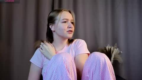 Snapshot of yangsperanza chatting on October 8, 2025, 1:09 pm Kate online show from October 8, 2025, 1:09 pm