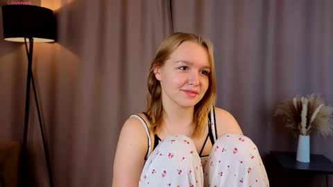 Snapshot of yangsperanza chatting on October 20, 2025, 2:06 pm Kate online show from October 20, 2025, 2:06 pm