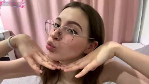 Marry online show from November 6, 2025, 4:52 pm