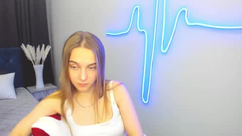 Snapshot of yasminasage chatting on March 8, 2025, 7:53 pm Yasmina online show from March 8, 2025, 7:53 pm