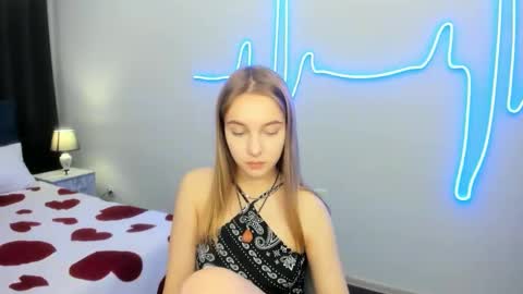 Snapshot of yasminasage chatting on October 13, 2025, 2:28 pm Yasmina online show from October 13, 2025, 2:28 pm