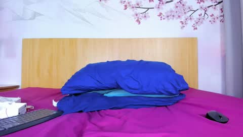 Yasminn Scott online show from January 18, 2025, 12:15 pm