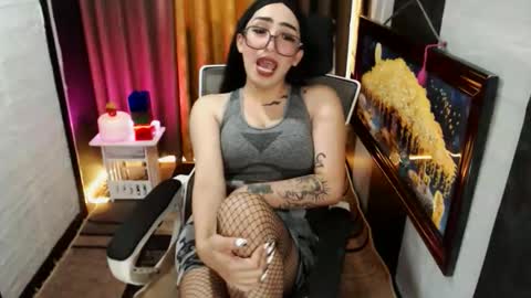 Snapshot of yassiered chatting on September 25, 2025, 7:45 am yassiered online show from September 25, 2025, 7:45 am