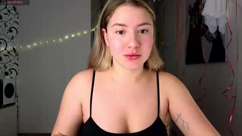 Yasyaa  online show from March 9, 2025, 2:18 am