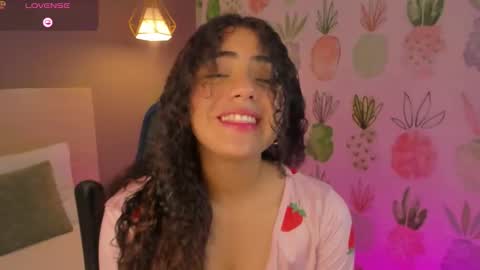 yaya23x online show from November 26, 2025, 2:40 pm