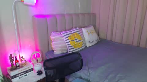 Yazzi online show from February 2, 2025, 12:35 pm