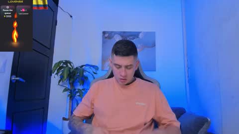 Snapshot of yeiko_romero_ chatting on November 30, 2025, 4:05 am YEIKO ROMERO online show from November 30, 2025, 4:05 am