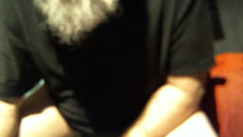 Snapshot of yellowsnakes chatting on November 18, 2025, 10:31 am . y e l l o w s n a k e s . online show from November 18, 2025, 10:31 am