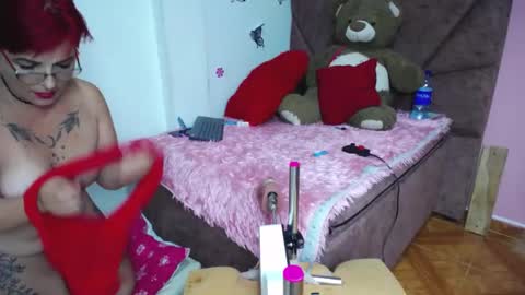 yeny_sex online show from September 13, 2025, 6:35 am