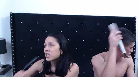 Snapshot of yeraldinandjos chatting on November 19, 2025, 2:44 am yeraldinandjos online show from November 19, 2025, 2:44 am