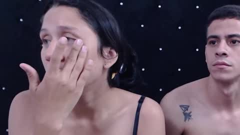 Snapshot of yeraldinandjos chatting on November 26, 2025, 2:45 am yeraldinandjos online show from November 26, 2025, 2:45 am