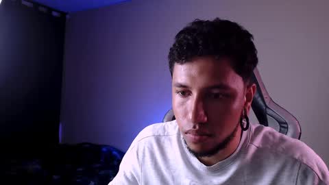 Yeff ind. model  online show from March 2, 2025, 7:10 am