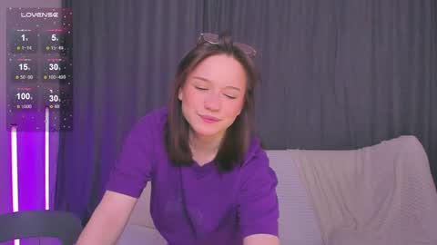 eva online show from November 14, 2025, 7:56 pm