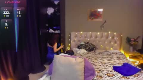 Snapshot of yesofie chatting on November 22, 2025, 11:20 am Sofie online show from November 22, 2025, 11:20 am