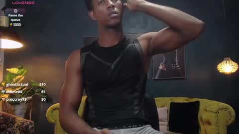 Snapshot of yess_fit chatting on February 21, 2025, 7:45 am yess fit online show from February 21, 2025, 7:45 am