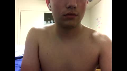 YestoSex2007 online show from December 4, 2025, 8:34 am