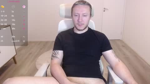 Snapshot of yhdxhy chatting on December 15, 2024, 1:32 pm James online show from December 15, 2024, 1:32 pm