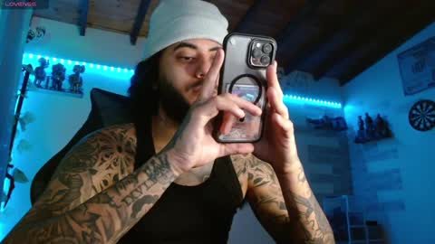 yio cohen  online show from November 17, 2025, 2:50 am