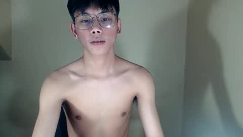 ynotyu online show from November 2, 2025, 4:15 am