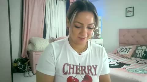 yokiko online show from November 5, 2025, 2:50 pm