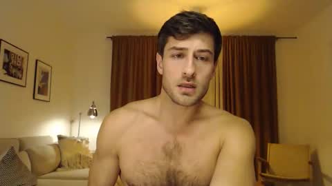 Yoooups online show from December 15, 2025, 8:57 pm