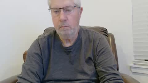 Snapshot of yougogirl_3 chatting on February 26, 2025, 12:25 pm Colorado Guy Straight online show from February 26, 2025, 12:25 pm