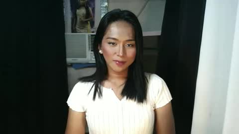 Snapshot of yougot_yanie chatting on November 3, 2025, 3:19 am Yanie online show from November 3, 2025, 3:19 am