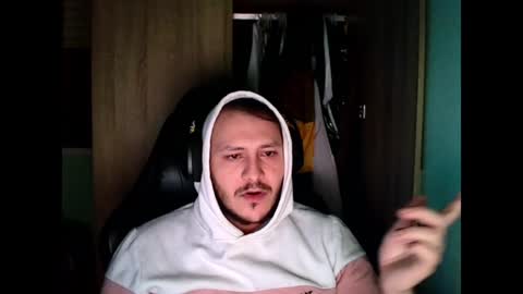 Snapshot of younromki chatting on January 27, 2025, 11:54 pm A... online show from January 27, 2025, 11:54 pm