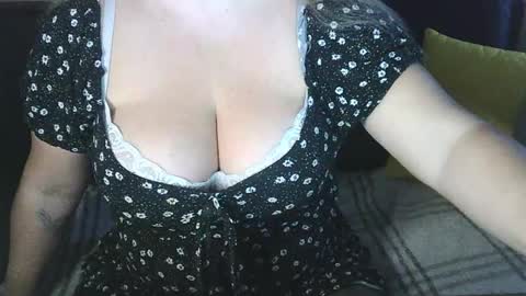 Maria Love online show from December 15, 2025, 1:32 am