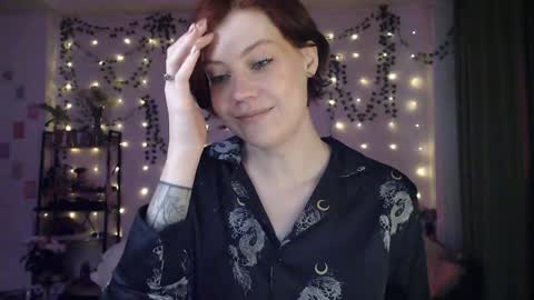 Snapshot of your_corvus chatting on December 5, 2024, 7:05 am your_corvus online show from December 5, 2024, 7:05 am