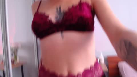 Snapshot of your_corvus chatting on September 11, 2025, 8:14 am your_corvus online show from September 11, 2025, 8:14 am