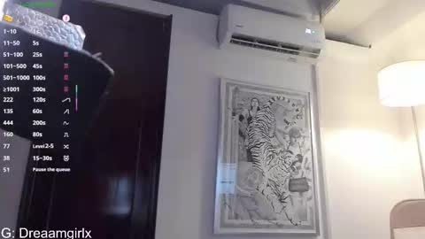 Isabella online show from November 27, 2025, 12:02 am