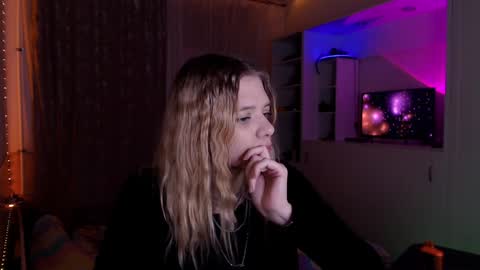 Snapshot of your_horny_friends chatting on January 24, 2025, 6:56 pm Your Horny Friends online show from January 24, 2025, 6:56 pm