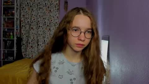 Leslie online show from October 25, 2025, 12:29 am