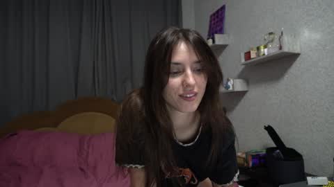 Snapshot of your_little_flexible_girl chatting on January 26, 2025, 12:37 am Meri online show from January 26, 2025, 12:37 am