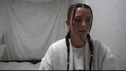 Snapshot of your_little_flexible_girl chatting on September 21, 2025, 8:54 pm Meri online show from September 21, 2025, 8:54 pm