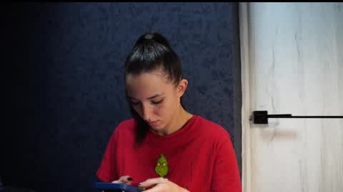 Snapshot of your_little_flexible_girl chatting on November 4, 2025, 9:03 pm Meri online show from November 4, 2025, 9:03 pm