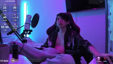 Snapshot of your_little_twink chatting on January 1, 2025, 11:40 pm Han online show from January 1, 2025, 11:40 pm