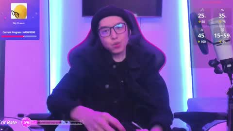 Snapshot of your_little_twink chatting on February 24, 2025, 10:58 pm Han online show from February 24, 2025, 10:58 pm