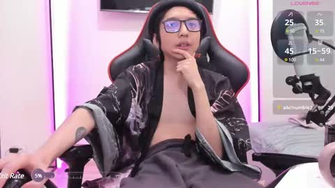 Snapshot of your_little_twink chatting on March 3, 2025, 10:52 pm Han online show from March 3, 2025, 10:52 pm