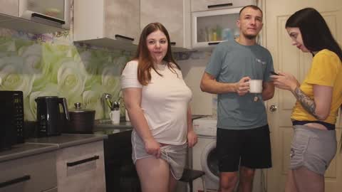 Snapshot of your_madhurricane chatting on December 15, 2024, 4:40 am Daria and Lesia online show from December 15, 2024, 4:40 am