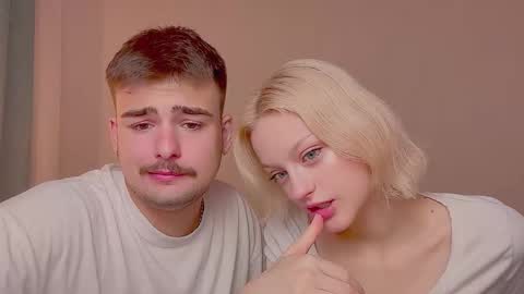 your_molly_mark online show from September 17, 2025, 8:54 pm