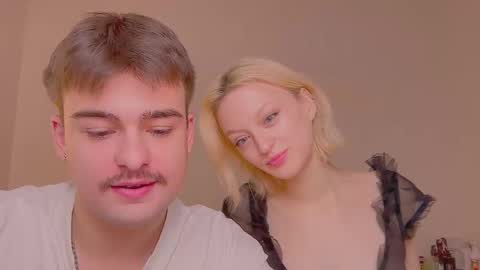 your_molly_mark online show from October 15, 2025, 12:49 pm