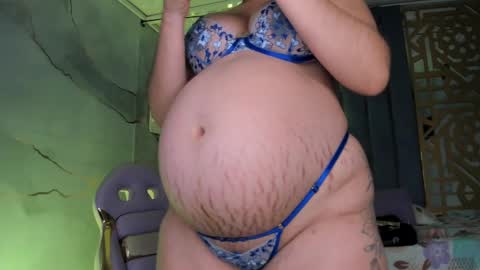 Snapshot of your_naughtyangel chatting on January 15, 2025, 9:51 pm Evelin online show from January 15, 2025, 9:51 pm