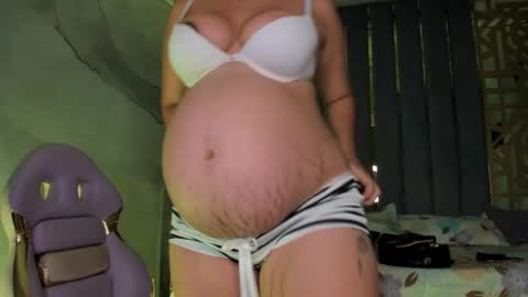 Snapshot of your_naughtyangel chatting on January 16, 2025, 9:40 pm Evelin online show from January 16, 2025, 9:40 pm