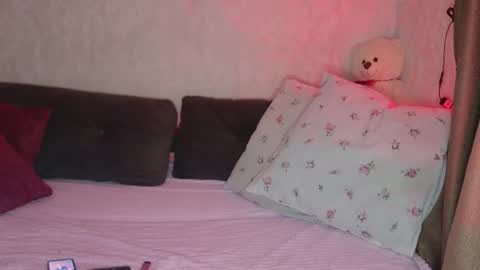 Anna online show from November 21, 2025, 4:27 pm