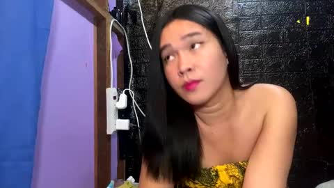 Snapshot of your_twinkletoes18 chatting on November 23, 2025, 7:46 pm your_twinkletoes18 online show from November 23, 2025, 7:46 pm