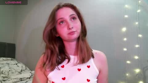 creamysister online show from March 9, 2025, 5:06 pm