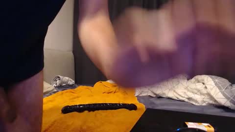 Snapshot of yourdirtysluboy chatting on October 27, 2025, 1:20 am hornyedging online show from October 27, 2025, 1:20 am