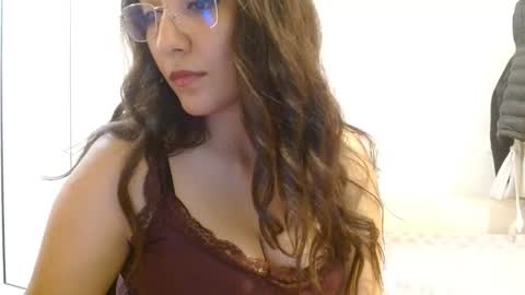 Snapshot of yourdreamgirl903309 chatting on November 7, 2025, 8:20 pm yourdreamgirl903309 online show from November 7, 2025, 8:20 pm